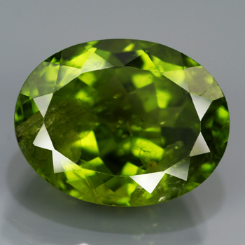 Крупный перидот 14,08 карат