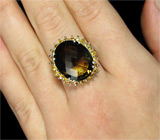 Кольцо с дымчатым топазом и золотистыми сапфирами Серебро 925