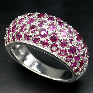 Кольцо с розовыми и пурпурными сапфирами