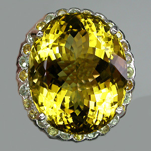 Крупное кольцо с роскошным цитрином и разноцветными сапфирами