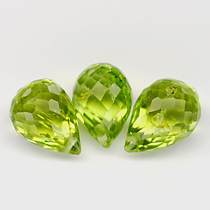 Набор из 3 бриолетов перидотов 4,66 карат
