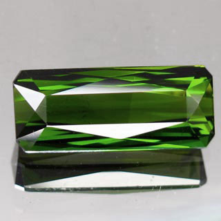 Зеленый турмалин 4,83 карат