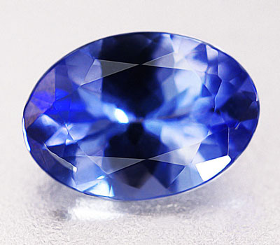 Танзанит 0,7 карат