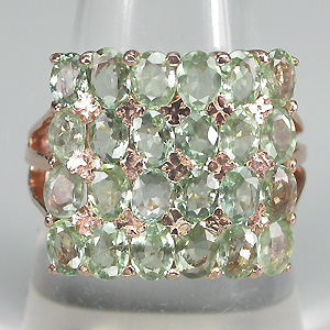 Кольцо с платиново-зелеными сапфирами