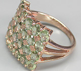 Кольцо с платиново-зелеными сапфирами Серебро 925