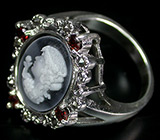 Кольцо с камеей, гранатами и марказитами Серебро 925