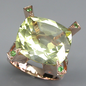 Кольцо из коллекции "Mia" с цитрином и цаворитами гранатами