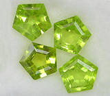 Набор из 4 перидотов 2,52 карат 