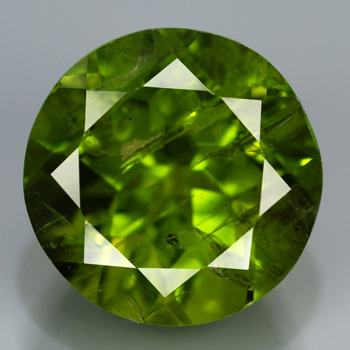 Перидот 8,62 карат