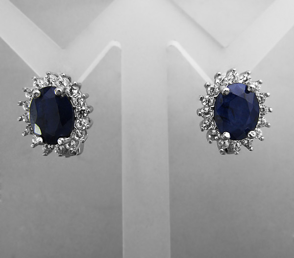Серьги с синими сапфирами