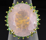 Кольцо с розовым кварцем и цаворитами гранатами Серебро 925