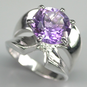 Кольцо из коллекции "Mia" с аметистом