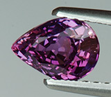 Сапфир с эффектом смены цвета 1,1 карат 