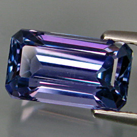 Чистейший танзанит 2,53 карат