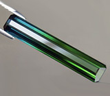 Крупный полихромный турмалин 9,68 карат 