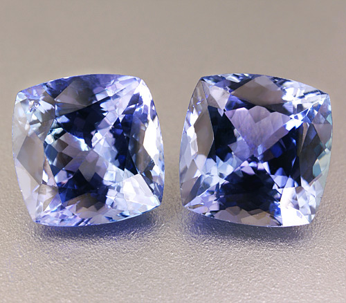 Пара танзанитов 6,1 карат