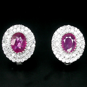 Серьги с ярко-розовыми сапфирами
