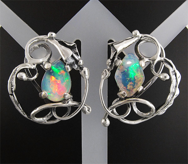 Серьги с эфиопскими опалами