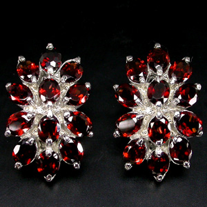 Великолепные серьги с гранатами