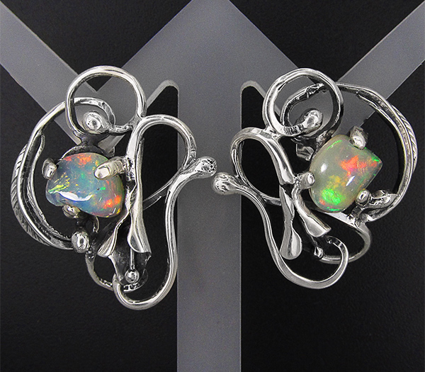 Серьги с эфиопскими опалами