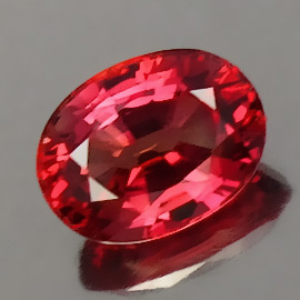 Чистейший красно-оранжевый сапфир 1,1 карат