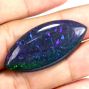 Черный опал 20,13 карата