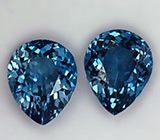 Пара топазов 12,28 карат 