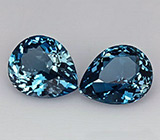 Пара топазов 12,28 карат 