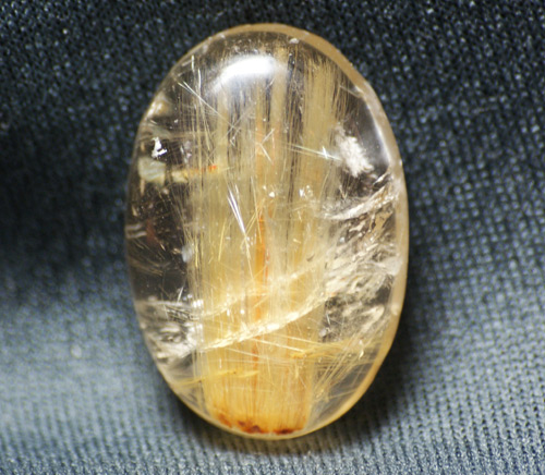 Эффектный кварц - волосатик 26 карат