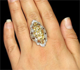 Замечательное кольцо с золотистыми цитринами Серебро 925