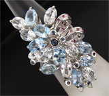 Изысканное кольцо с голубыми топазами и сапфирами Серебро 925