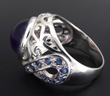 Кольцо со сливовым аметистом и синими сапфирами Серебро 925