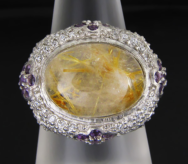 Эффектное кольцо с рутиловым кварцем и аметистами