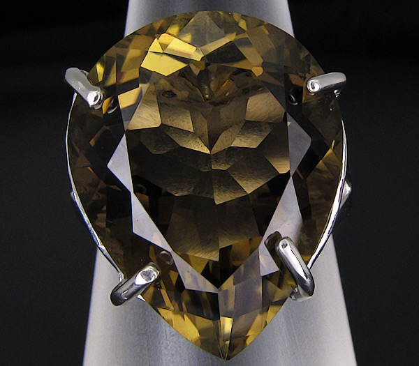 Кольцо с дымчатым топазом и танзанитами