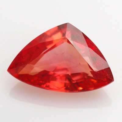 Ярко-оранжевый сапфир 0,61 карат