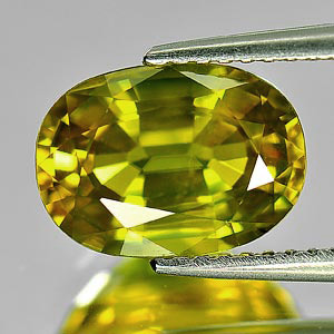 Желто-зеленый сапфир 3,61 карат