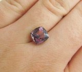 Пурпурно-розовая шпинель 4,24 карат 