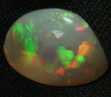 Драгоценный белый опал 5,25 карата 