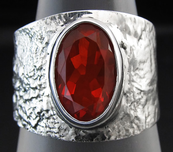 Кольцо с мексиканским огненным опалом 4 карат