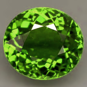 Ярко-зеленый турмалин 6,75 карат