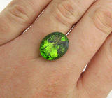 Крупный перидот 12,93 карат 