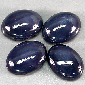 Набор из 4 звездчатых сапфиров 3,5 карат