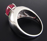 Элегантное кольцо с кабошоном сапфира и цаворитами Серебро 925
