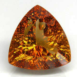 Империал топаз лазерной огранки 22,3 карат