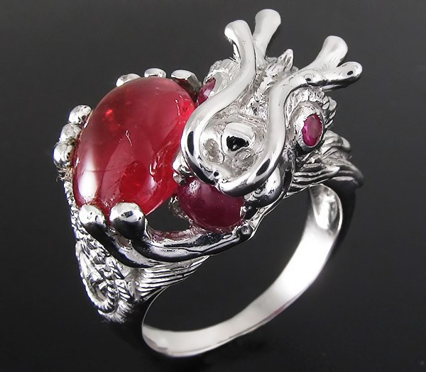 Кольцо "Дракон" с розовыми сапфирами