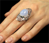 Крупное кольцо с лавандовым хацледоном и гранатами Серебро 925