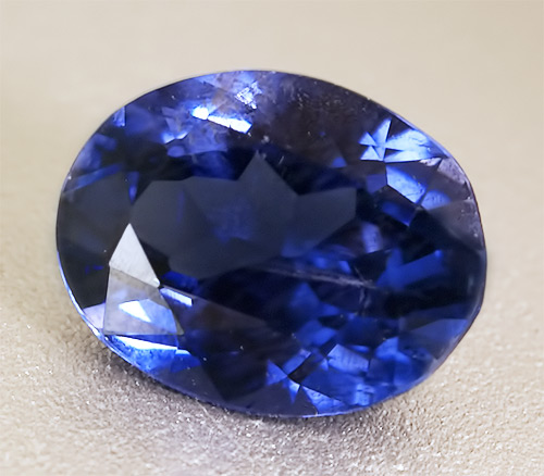 Редкость! Синяя шпинель 1,14 карат