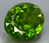 Перидот 10,67 карат 