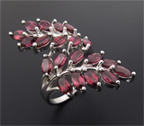 Замечательное кольцо с родолитами Серебро 925