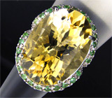 Яркое кольцо с цитрином и цаворитами Серебро 925